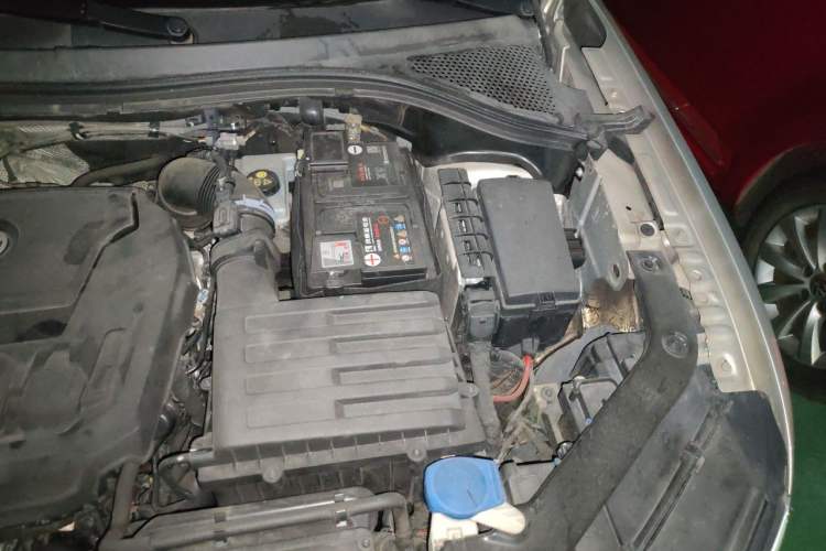 Used Volkswagen Tiguan L 2018 330TSI Automatic Two-Wheel Drive Flagship Edition Engine Bay Left