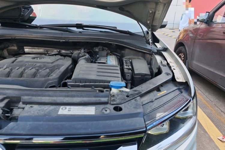 Used Volkswagen Tiguan L 2018 330TSI Automatic Two-Wheel Drive Comfort Edition Engine Bay Left