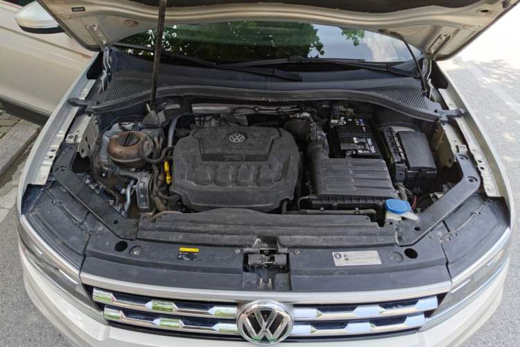 Used Volkswagen Tiguan L 2018 330TSI Automatic Two-Wheel Drive Flagship Edition Engine Bay