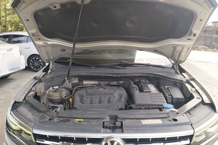 Used Volkswagen Tiguan L 2018 330TSI Automatic Two-Wheel Drive Flagship Edition Engine Bay