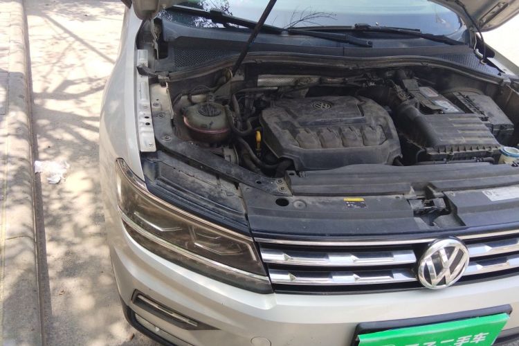 Used Volkswagen Tiguan L 2018 330TSI Automatic Two-Wheel Drive Luxury Edition Engine Bay Right