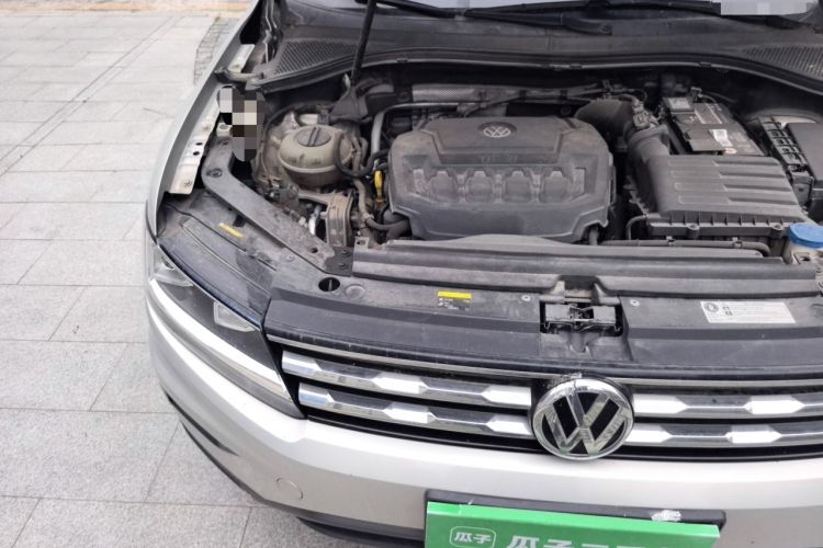 Used Volkswagen Tiguan L 2018 330TSI Automatic Two-Wheel Drive Luxury Edition Engine Bay Right