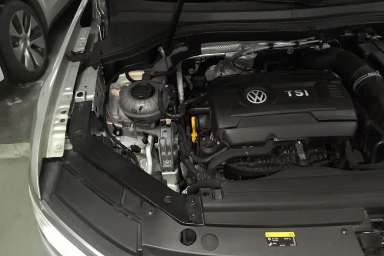 Used Volkswagen Tiguan L 2018 Revised Version 380TSI Automatic All-Wheel Drive Flagship Edition Engine Bay Right