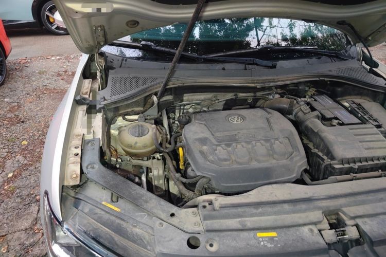 Used Volkswagen Tiguan L 2018 330TSI Automatic Two-Wheel Drive Luxury Edition Engine Bay Right