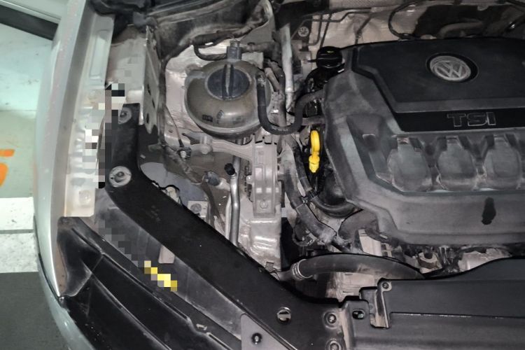 Used Volkswagen Tiguan L 2018 330TSI Automatic Two-Wheel Drive Comfort Edition Engine Bay Right