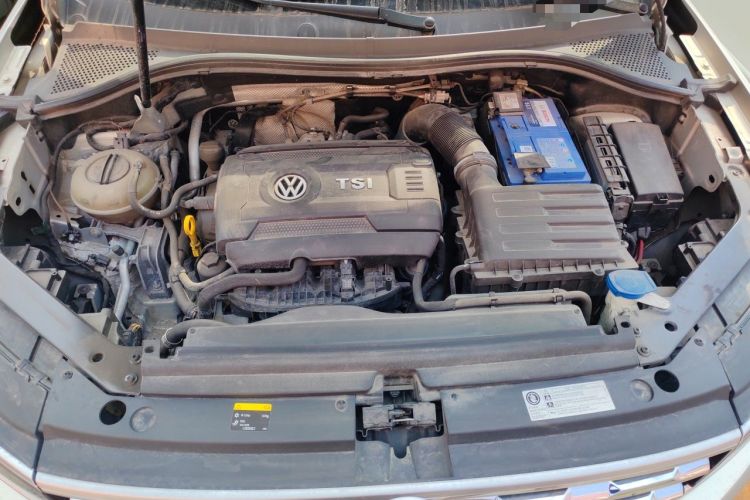 Used Volkswagen Tiguan L 2018 Revised Version 380TSI Automatic All-Wheel Drive Luxury Edition Engine Bay