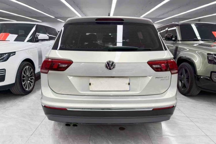 Used Volkswagen Tiguan L 2018 330TSI Automatic Two-Wheel Drive Luxury Edition Exterior 1