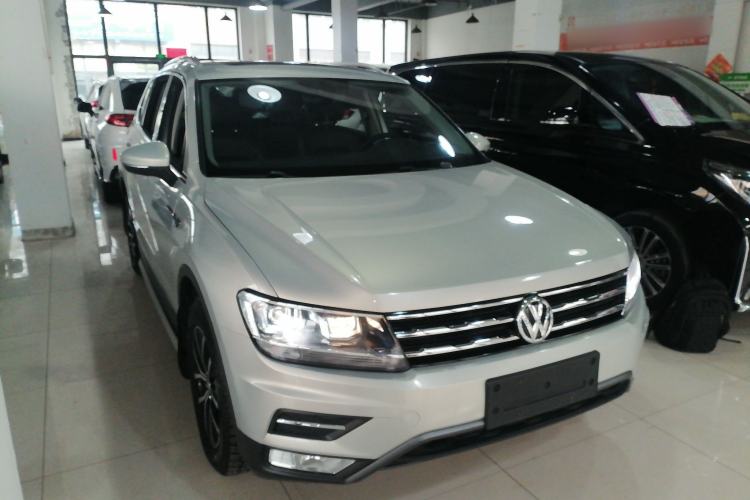 Used Volkswagen Tiguan L 2018 330TSI Automatic Two-Wheel Drive Luxury Edition Exterior 1