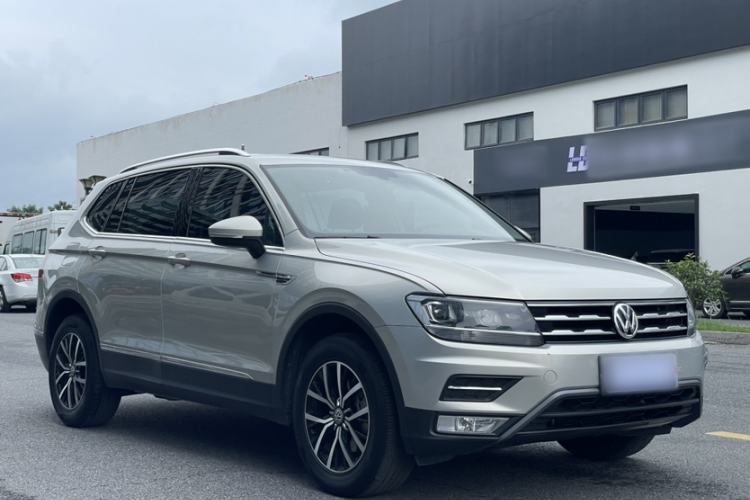 Used Volkswagen Tiguan L 2018 330TSI Automatic Two-Wheel Drive Luxury Edition Exterior 10