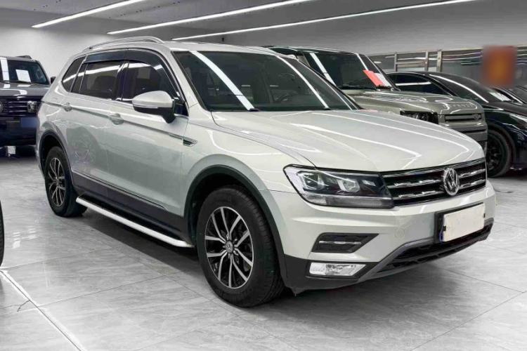 Used Volkswagen Tiguan L 2018 330TSI Automatic Two-Wheel Drive Luxury Edition Exterior 4