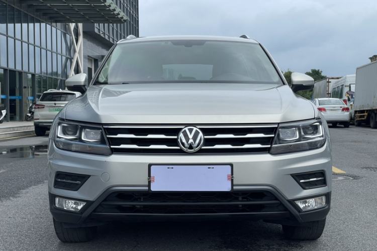 Used Volkswagen Tiguan L 2018 330TSI Automatic Two-Wheel Drive Luxury Edition Exterior 5