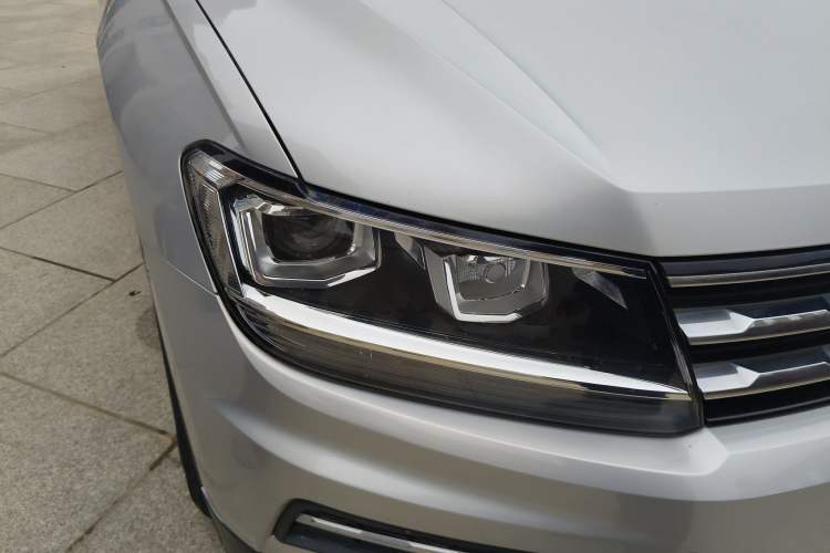 Used Volkswagen Tiguan L 2018 Facelift 330TSI Automatic Two-Wheel Drive Luxury Edition Exterior 6