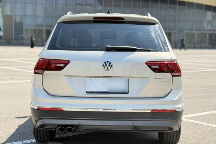 Used Volkswagen Tiguan L 2018 330TSI Automatic Two-Wheel Drive Luxury Edition Exterior 6