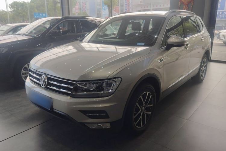 Used Volkswagen Tiguan L 2018 330TSI Automatic Two-Wheel Drive Luxury Edition Guazi used car, China used car export, Used car for sale, Used  cars, Cheapest cars for sale