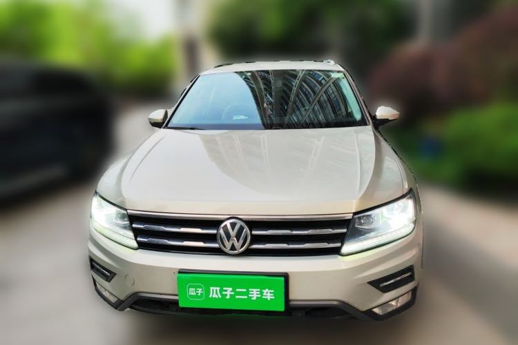 Used Volkswagen Tiguan L 2018 Revised Version 330TSI Automatic Two-Wheel Drive Comfort Edition Front