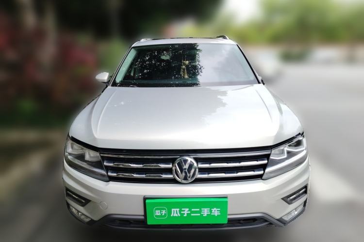 Used Volkswagen Tiguan L 2018 Facelift 330TSI Automatic Two-Wheel Drive Luxury Edition Front