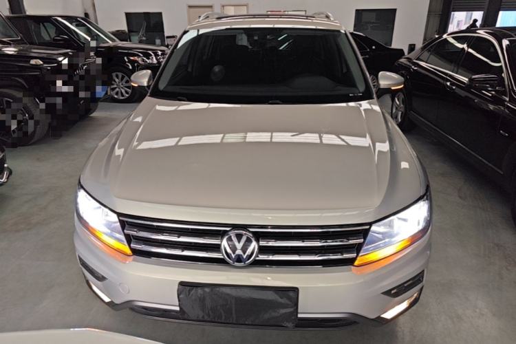 Used Volkswagen Tiguan L 2018 330TSI Automatic Two-Wheel Drive Luxury Edition Front