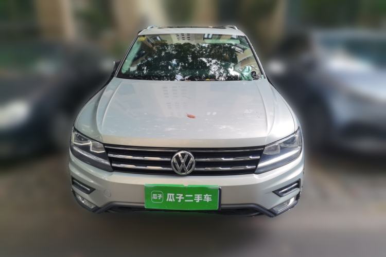 Used Volkswagen Tiguan L 2018 Facelift 330TSI Automatic Two-Wheel Drive Luxury Edition Front