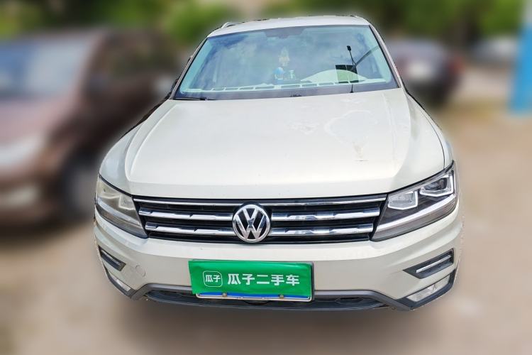Used Volkswagen Tiguan L 2018 330TSI Automatic Two-Wheel Drive Comfort Edition Front