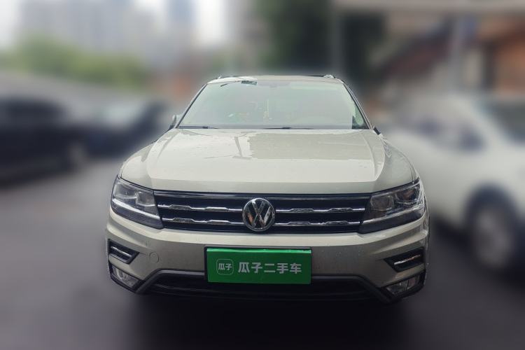 Used Volkswagen Tiguan L 2018 330TSI Automatic Two-Wheel Drive Luxury Edition Front