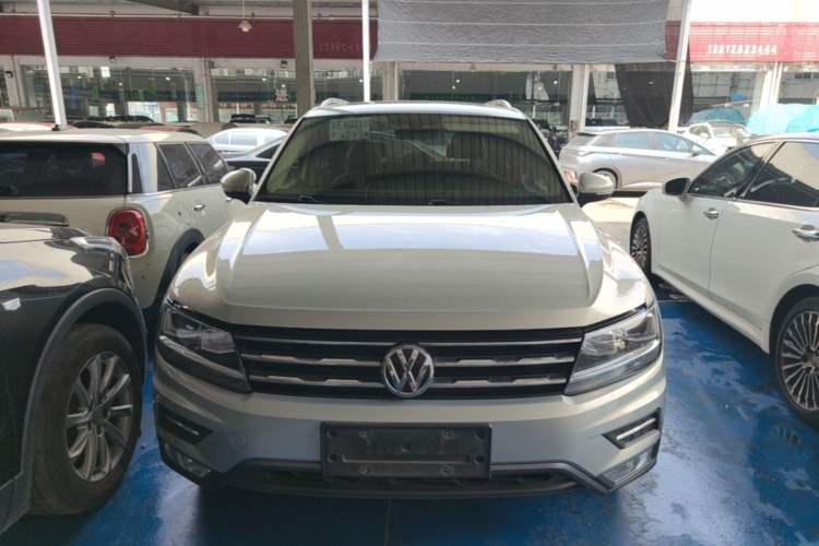 Used Volkswagen Tiguan L 2018 330TSI Automatic Two-Wheel Drive Luxury Edition Front