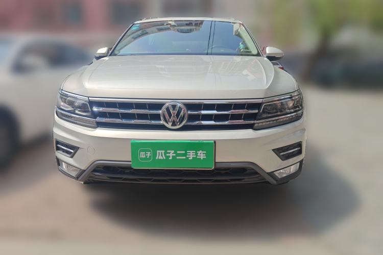 Used Volkswagen Tiguan L 2018 380TSI Automatic All-Wheel Drive Luxury Edition Front