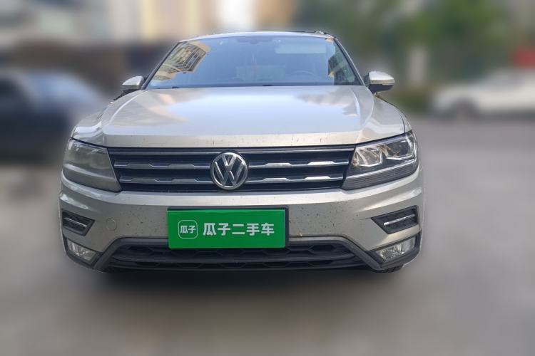 Used Volkswagen Tiguan L 2018 330TSI Automatic Two-Wheel Drive Luxury Edition Front