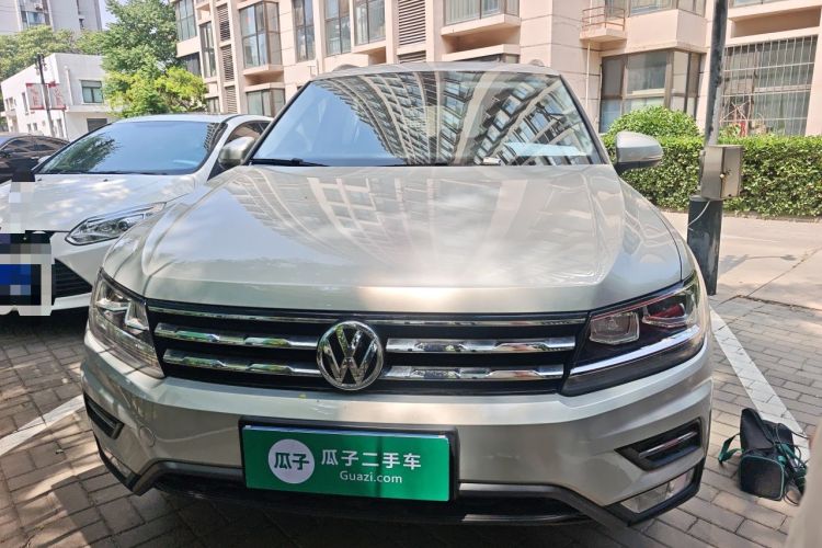 Used Volkswagen Tiguan L 2018 Facelift 330TSI Automatic Two-Wheel Drive Luxury Edition Front