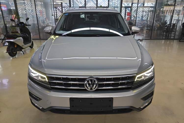 Used Volkswagen Tiguan L 2018 330TSI Automatic Two-Wheel Drive Flagship Edition Front