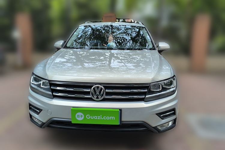 Used Volkswagen Tiguan L 2018 Facelift 330TSI Automatic Two-Wheel Drive Luxury Edition Front