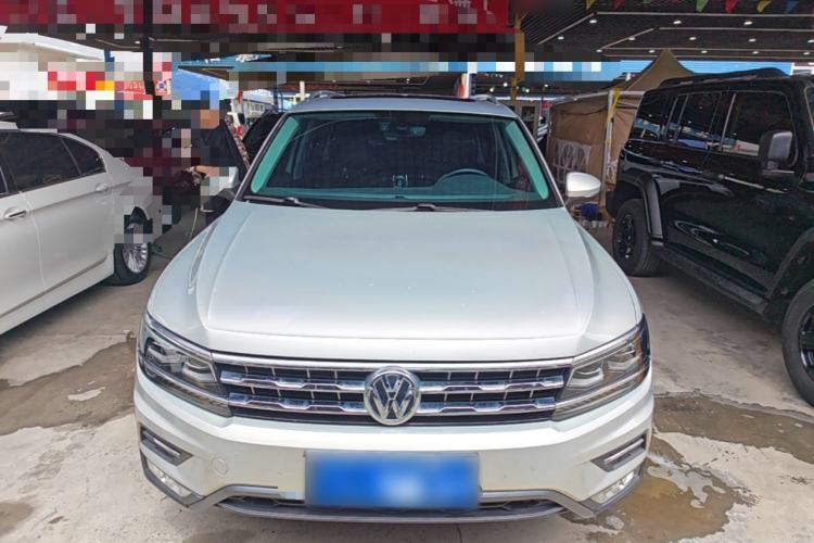 Used Volkswagen Tiguan L 2018 380TSI Automatic All-Wheel Drive Luxury Edition Front