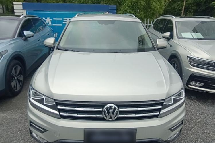 Used Volkswagen Tiguan L 2018 Revised Version 330TSI Automatic Two-Wheel Drive Comfort Edition Front