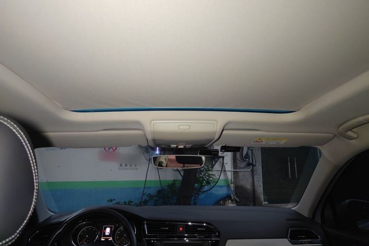 Used Volkswagen Tiguan L 2018 330TSI Automatic Two-Wheel Drive Luxury Edition Headliner