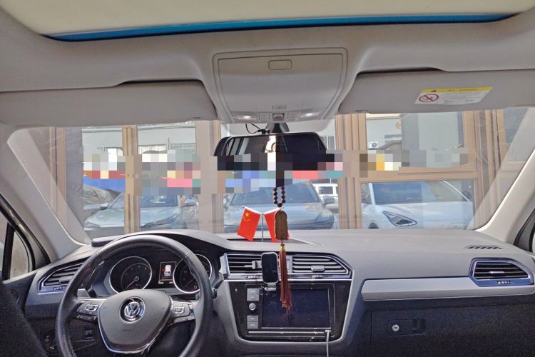 Used Volkswagen Tiguan L 2018 330TSI Automatic Two-Wheel Drive Comfort Edition Headliner