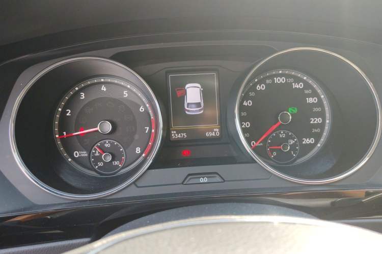 Used Volkswagen Tiguan L 2018 380TSI Automatic All-Wheel Drive Luxury Edition Instrument Cluster