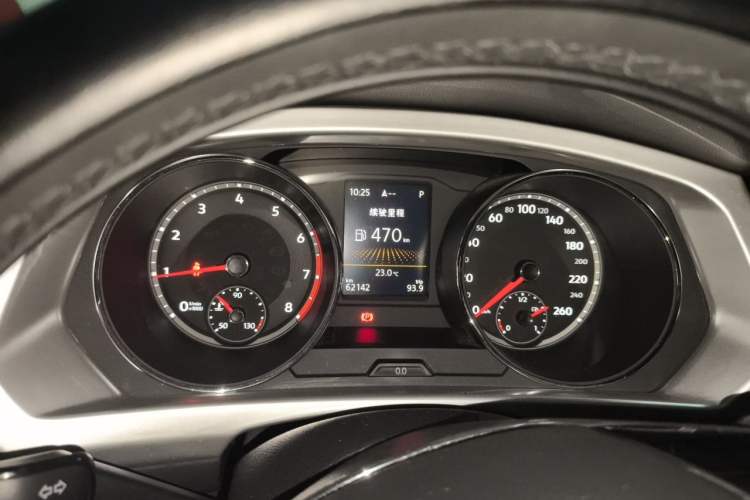 Used Volkswagen Tiguan L 2018 Revised Version 380TSI Automatic All-Wheel Drive Flagship Edition Instrument Cluster
