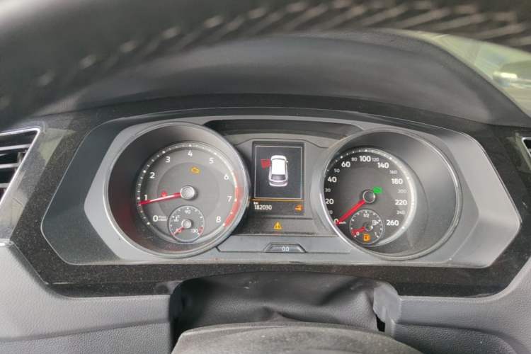 Used Volkswagen Tiguan L 2018 330TSI Automatic Two-Wheel Drive Luxury Edition Instrument Cluster