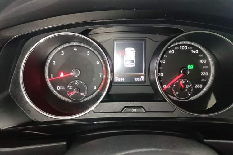 Used Volkswagen Tiguan L 2018 330TSI Automatic Two-Wheel Drive Luxury Edition Instrument Cluster