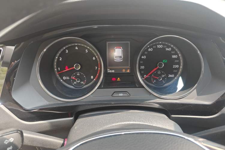 Used Volkswagen Tiguan L 2018 380TSI Automatic All-Wheel Drive Luxury Edition Instrument Cluster
