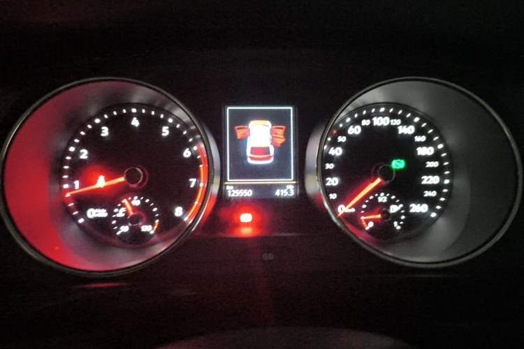 Used Volkswagen Tiguan L 2018 330TSI Automatic Two-Wheel Drive Comfort Edition Instrument Cluster