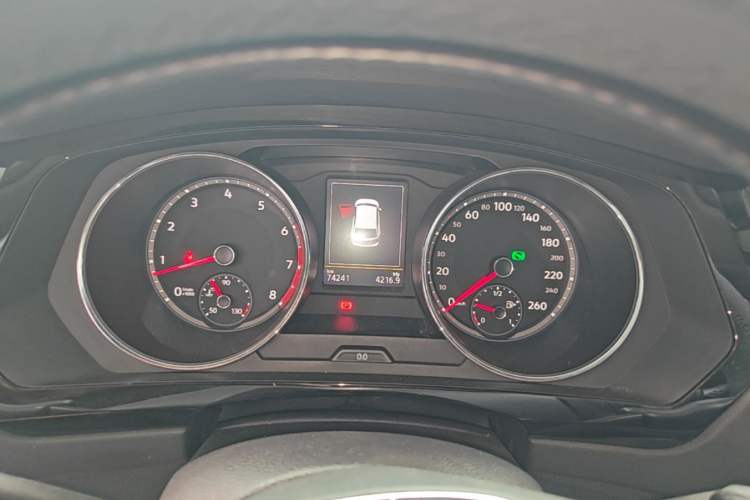 Used Volkswagen Tiguan L 2018 380TSI Automatic All-Wheel Drive Luxury Edition Instrument Cluster