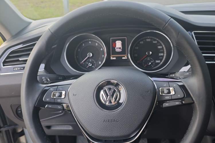 Used Volkswagen Tiguan L 2018 Revised Version 380TSI Automatic All-Wheel Drive Flagship Edition Interior 7
