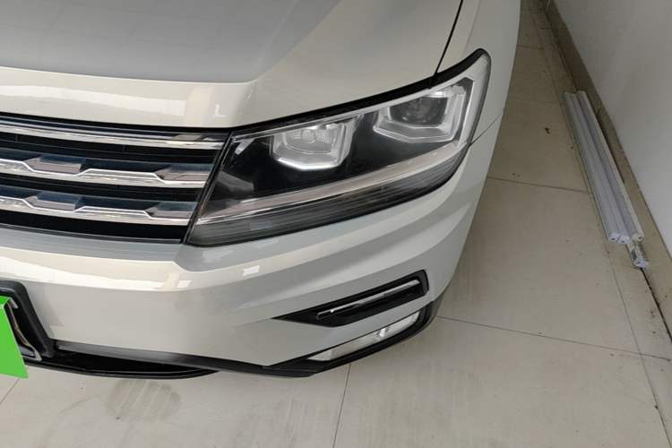 Used Volkswagen Tiguan L 2018 330TSI Automatic Two-Wheel Drive Luxury Edition Left Front Headlight