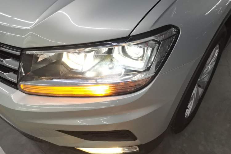 Used Volkswagen Tiguan L 2018 330TSI Automatic Two-Wheel Drive Luxury Edition Left Front Headlight