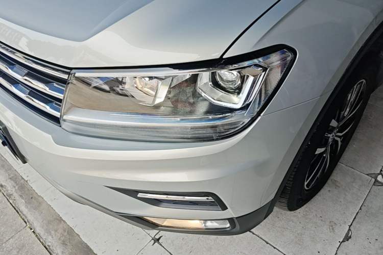 Used Volkswagen Tiguan L 2018 330TSI Automatic Two-Wheel Drive Luxury Edition Left Front Headlight