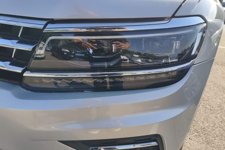 Used Volkswagen Tiguan L 2018 330TSI Automatic Two-Wheel Drive Flagship Edition Left Front Headlight