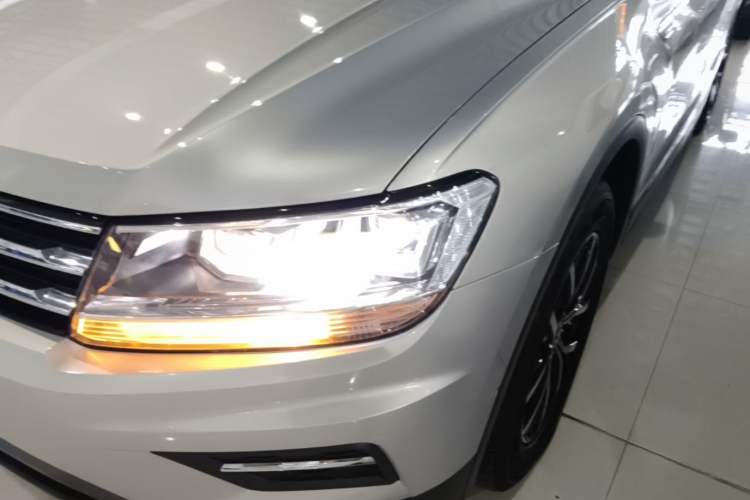 Used Volkswagen Tiguan L 2018 330TSI Automatic Two-Wheel Drive Luxury Edition Left Front Headlight