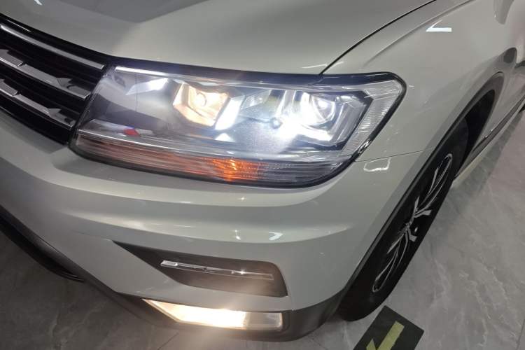 Used Volkswagen Tiguan L 2018 330TSI Automatic Two-Wheel Drive Luxury Edition Left Front Headlight