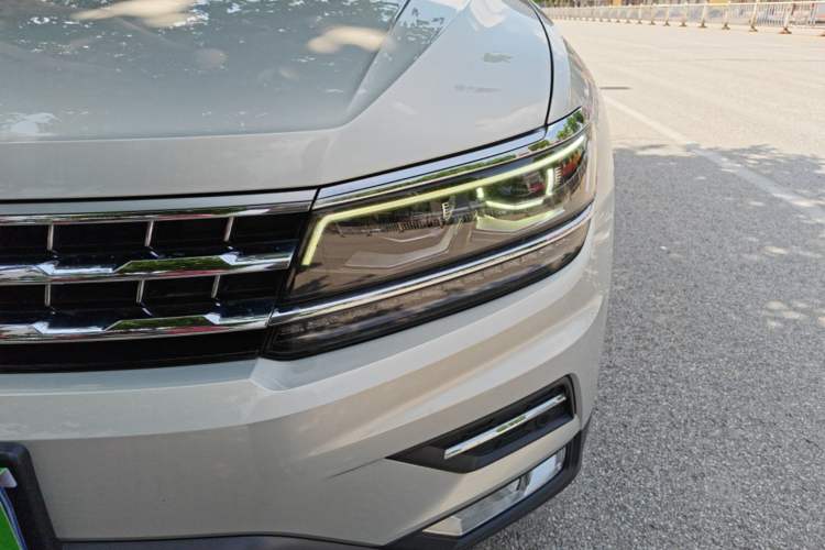 Used Volkswagen Tiguan L 2018 330TSI Automatic Two-Wheel Drive Flagship Edition Left Front Headlight