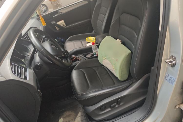 Used Volkswagen Tiguan L 2018 Revised Version 330TSI Automatic Two-Wheel Drive Comfort Edition Left Front Seat
